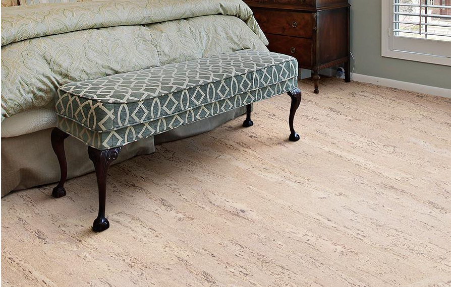 Пробковый пол клеевой Corkstyle Natural Cork Comprido Creme 915×305×6 фото в интерьере